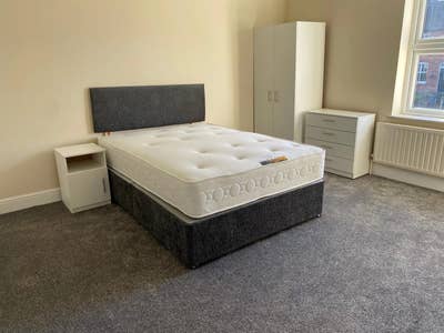 Double Room with En-Suite - Benefits Only Main Photo