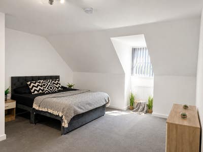 Spacious Studio Room in Hampton Main Photo