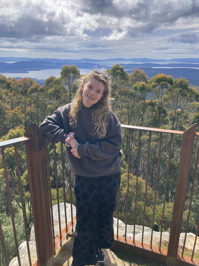 Looking for room/ buddy north/north east London Main Photo