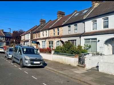 1 Female housemate wanted  Main Photo