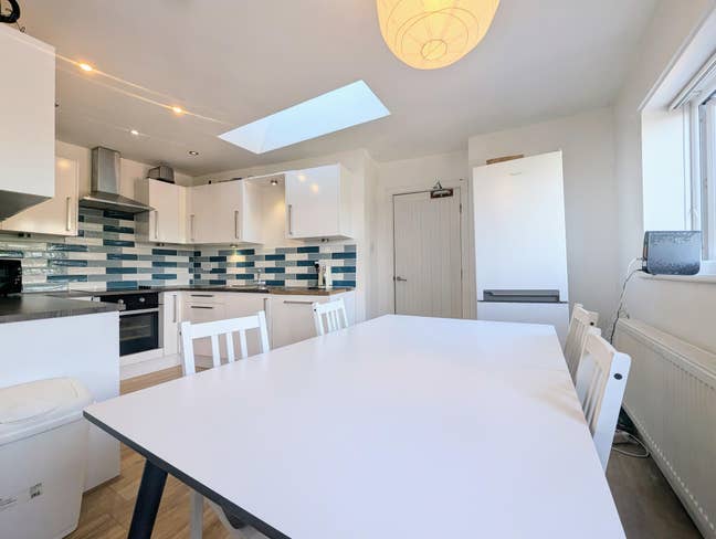*Student House Share- All Inclusive* Main Photo