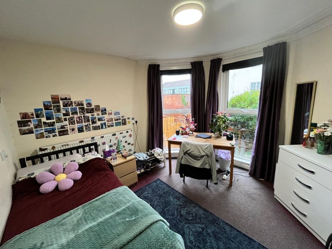 Student room available in 4 bed flat in Cotham Main Photo