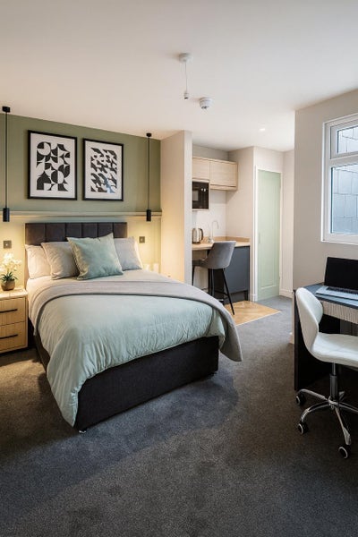 Stunning En-Suite Rooms in Stafford Main Photo