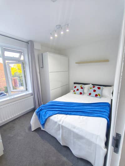 Ensuite Comfort Close to Norbiton Station Kingston Main Photo