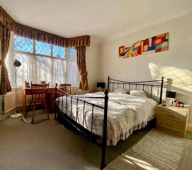 Huge spacious double room  in fabulousHouse Main Photo