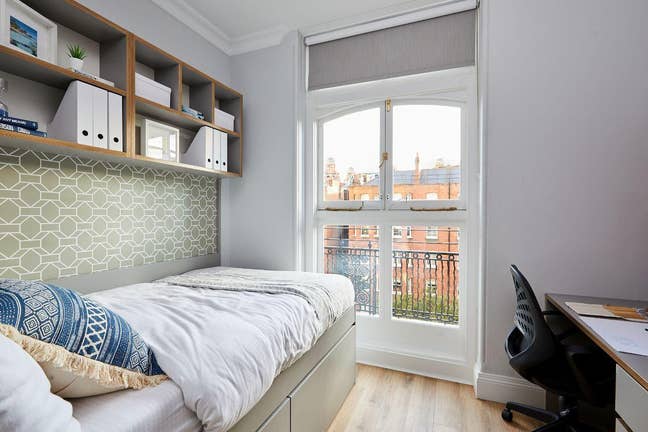 Ensuite Room – Urbanest Victoria | Bills Included Main Photo