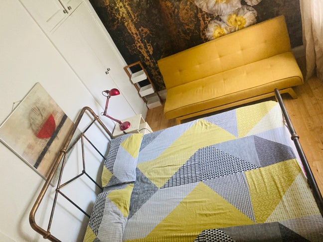 Large Cozy & Bright Room! !  Main Photo