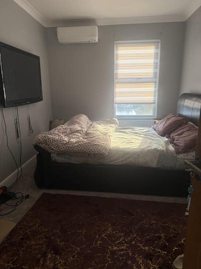 Double room in Hounslow  Main Photo