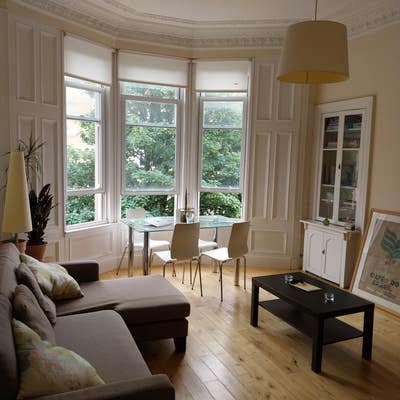 Room in West End Tenement on Woodlands Road Main Photo