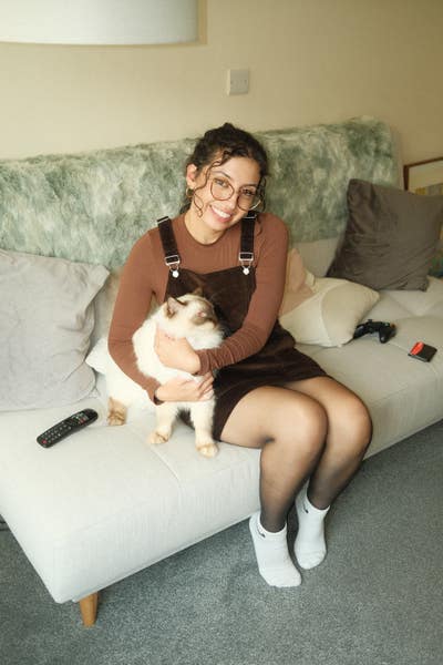 29 clean professional looking for dbl room  Main Photo