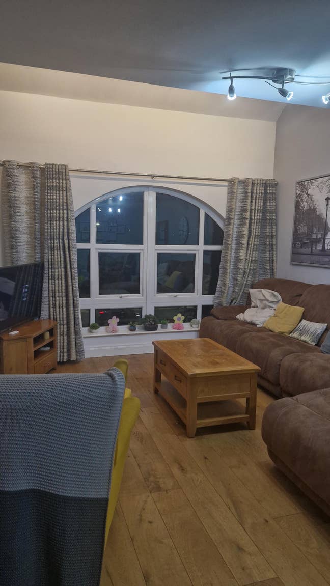 1-Month Room for Rent (Female Only) | BT9 Main Photo