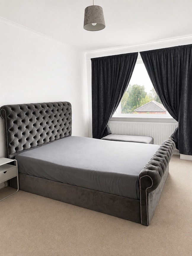 Double Room, Great Location Main Photo