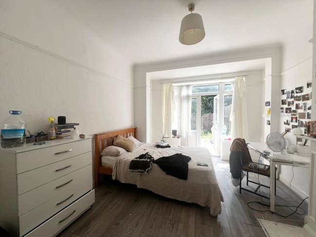  Double Room in Manor House  Main Photo