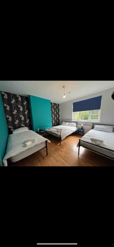 A room in a 3 bedroom flat share Main Photo