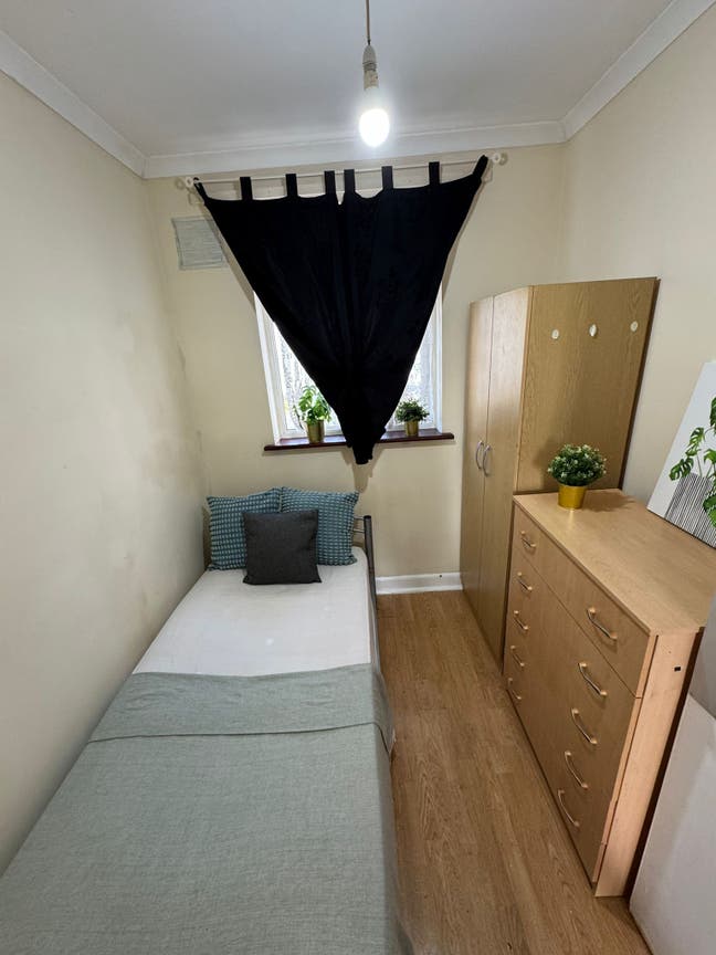 Single + Double Room @10' to Wembley Park Main Photo