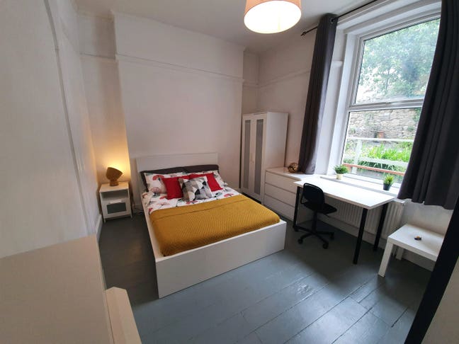 Ensuite rooms with all bills included! No deposit! Main Photo