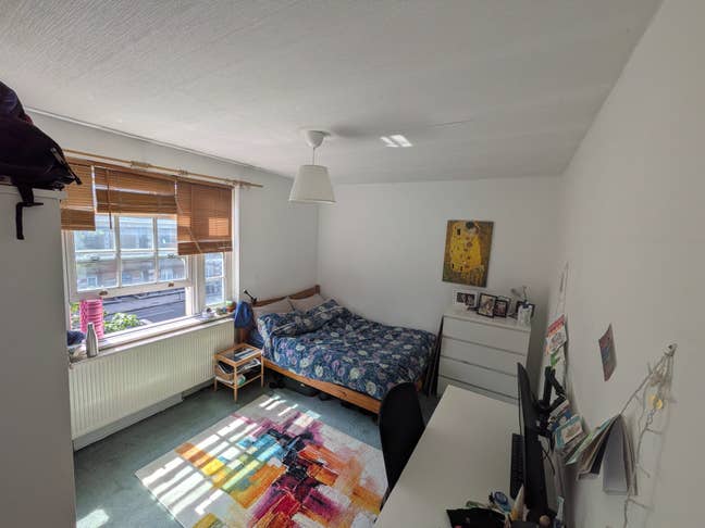 Double room in Canonbury from 1 August  Main Photo