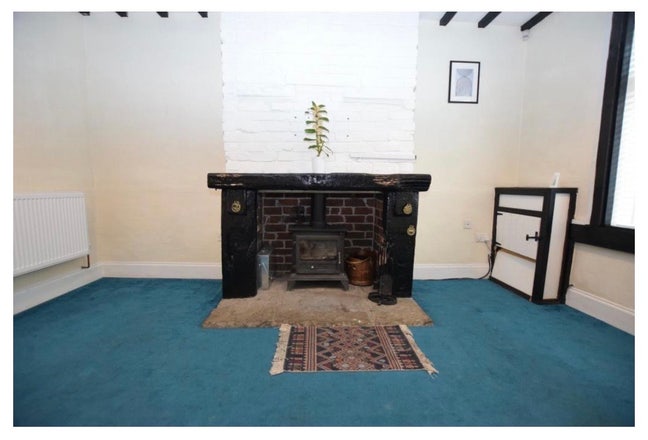 Mid terraced cottage  Main Photo