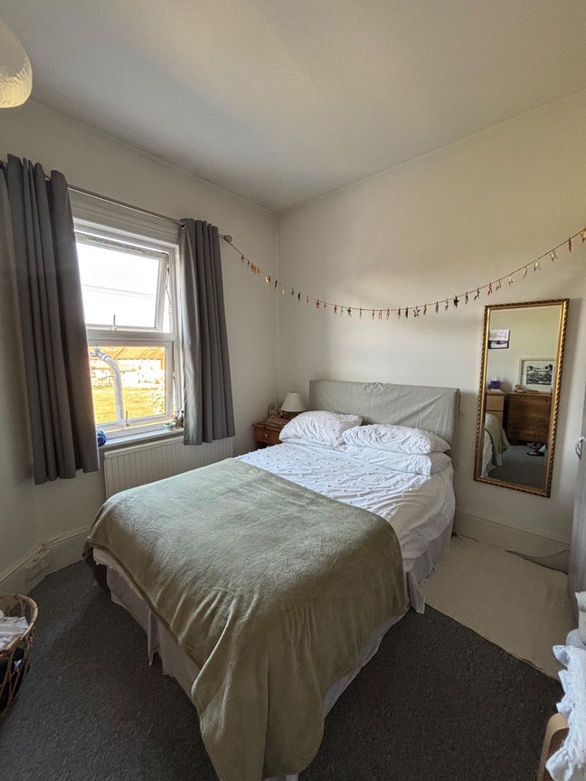 Lovely Double Room in Wandsworth SW18 ✨ Main Photo