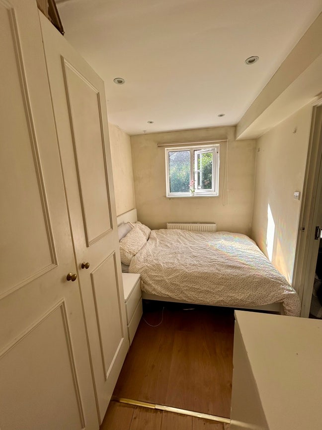 En-Suite Bedroom in Clapham! (ALL bills included) Main Photo