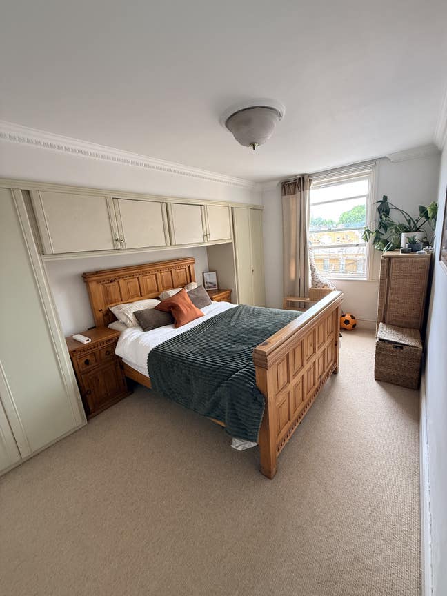 Spacious Double Room with En Suite | Pimlico Main Photo