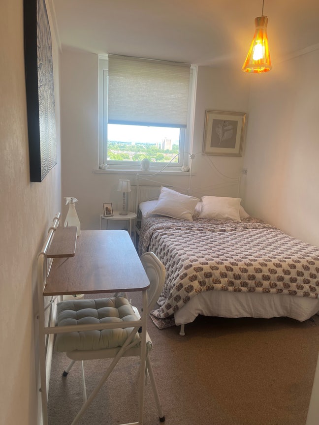 Double Room sharing  flat  Main Photo