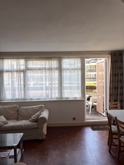 Double bed sized room in Shoreditch Main Photo