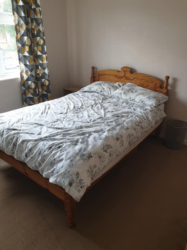 Large furnished double room ALL BILLS inc. Main Photo
