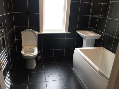 4 Bed House for Rent 10 Walk from Barking Station Main Photo