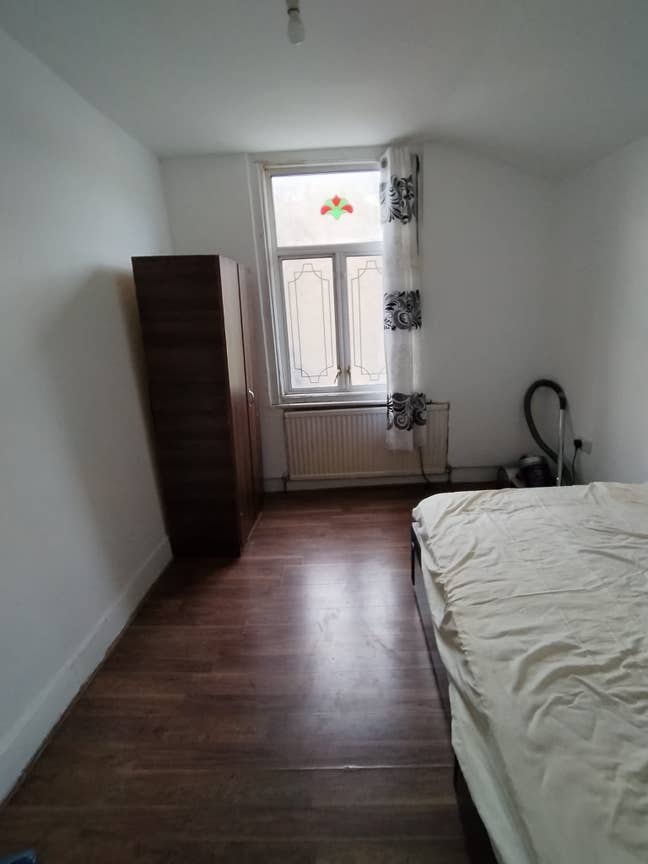 🚉 Double & Single Rooms in E7 | Bills Inc Main Photo