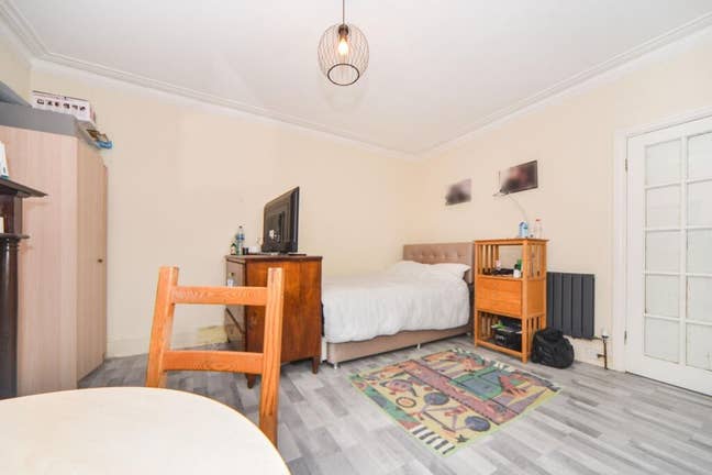 Large double room near Abbey Wood Train Station Main Photo