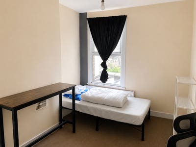 Double room available for single occupancy  Main Photo