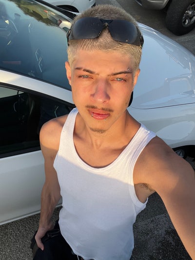 Looking for a 4th housemate Main Photo