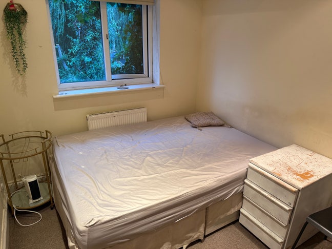 One double room to rent in Harrow  Main Photo