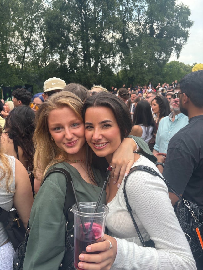Student looking for room ⭐️! Main Photo