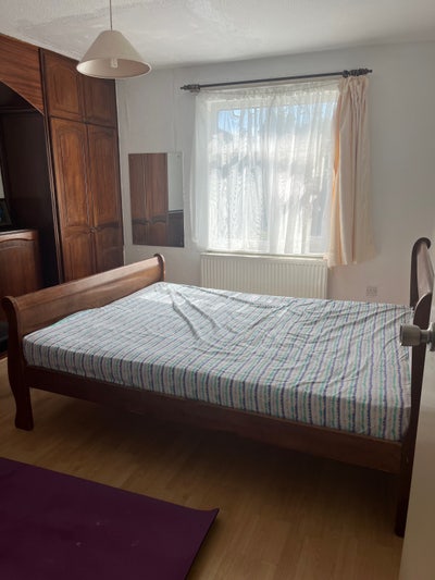 Arnos Grove or New southgate station single room  Main Photo