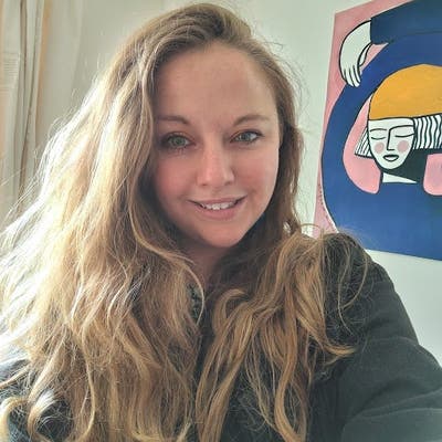 I'm Beth, I'm 33 and work in interior design ... Main Photo