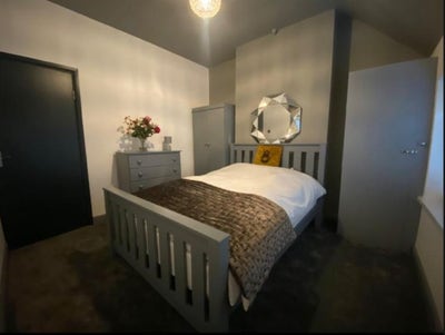 1 Double room To let (B11) Main Photo