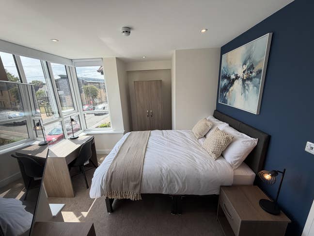 New Luxury Double En-Suite Rooms | Bills Included Main Photo