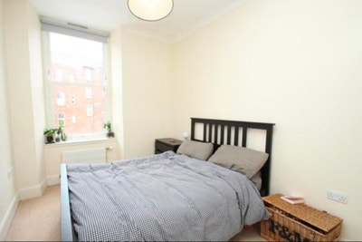 2-Bedroom Flat to Rent - Glasgow West End Main Photo