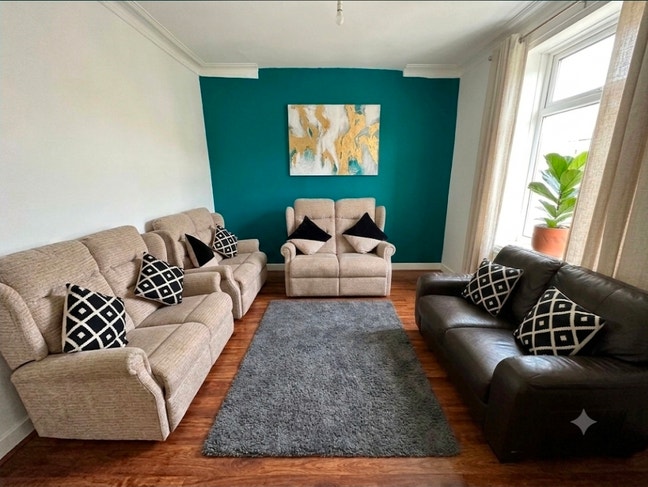 Premium 4-Bed House Share Bills Inc Walk to UoM  Main Photo