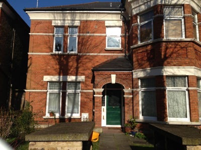 Garden-facing Double Room 10 min to Balham Station Main Photo