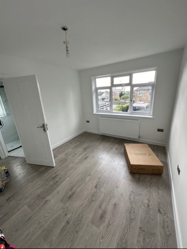 Massive double room Main Photo