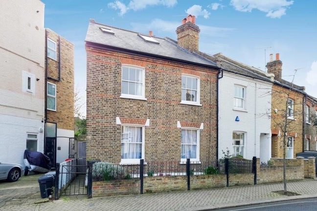 Lovely Double Room Available in Putney  Main Photo