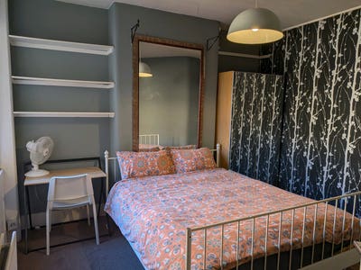 The Green Room. Main Photo