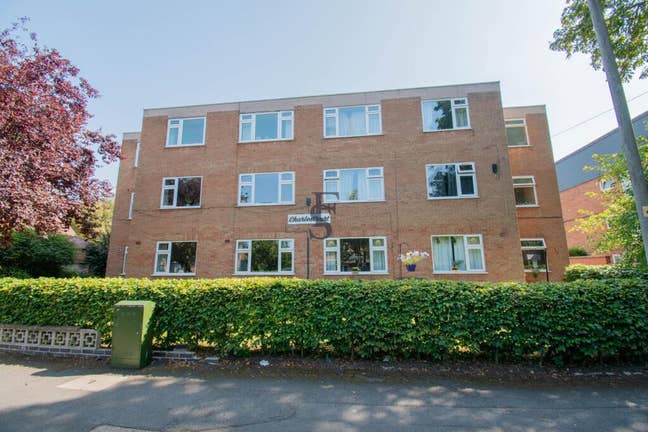 Lovely Double Room avl in Knighton/Stoneygate Area Main Photo