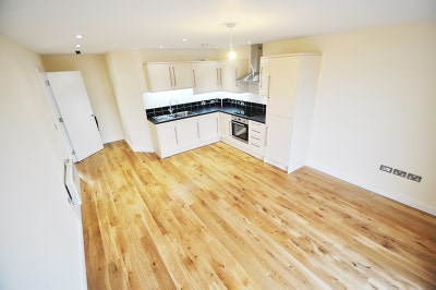 A beautiful 2 bedroom apartment in N7 Main Photo