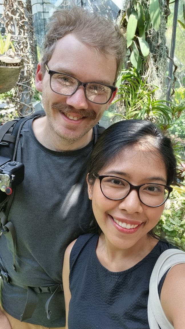 Couple looking for a room in London! Main Photo