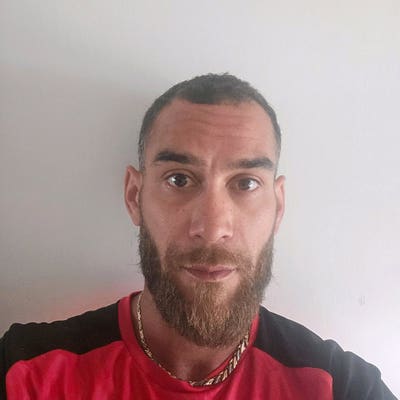 Professional Male seeks a double room Main Photo