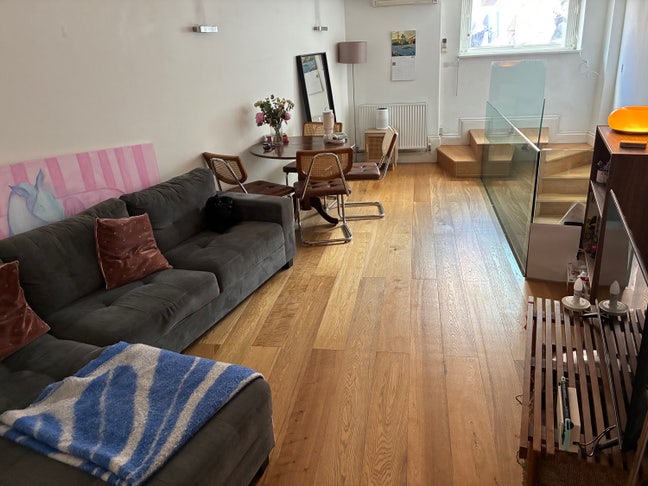 Temporary 6-Week Let / Entire 1 Bed Flat in NW3 /  Main Photo
